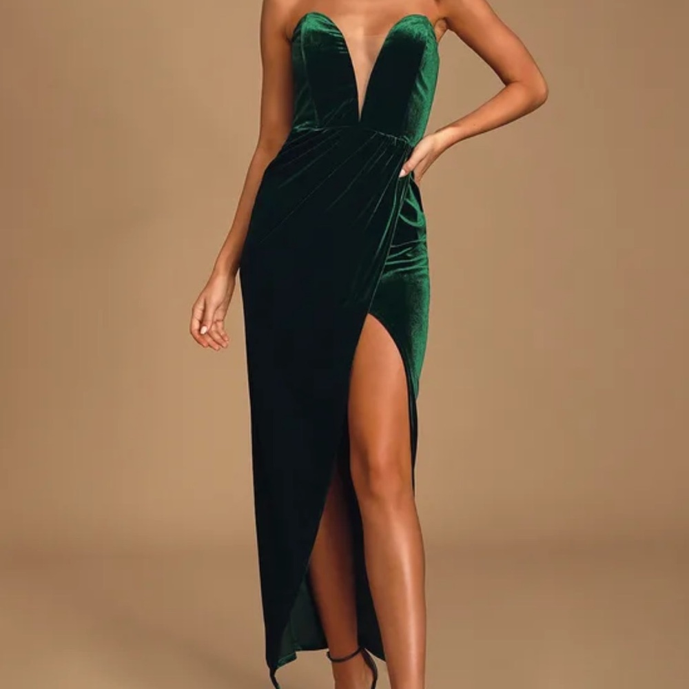 Lulus green velvet sweetheart gown XL
